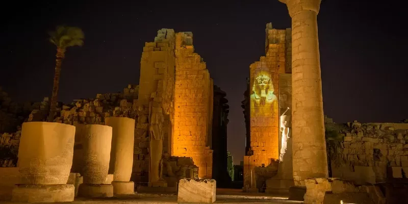 Espectáculo de luz y sonido en el Templo Karnak 